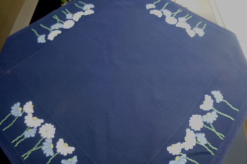Neuw mitteldecke handarbeit - neuw.,