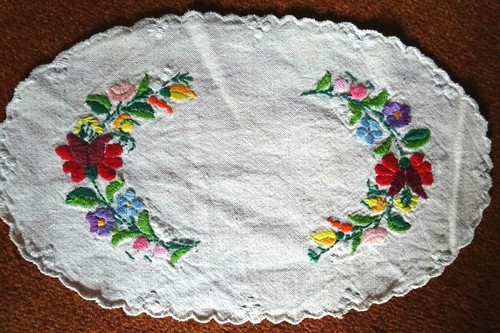 Deckchen oval 19x32cm - , beiges